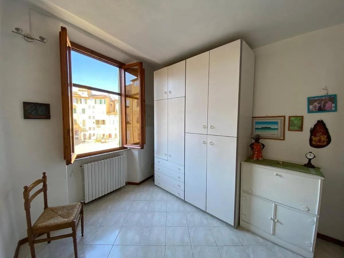 Luccastay Anfiteatro 0*, Lucca Italy